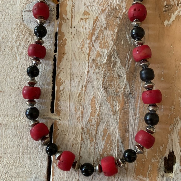 Vintage Sterling Silver, Coral, and Black Onyx Necklace - Picture 2 of 5